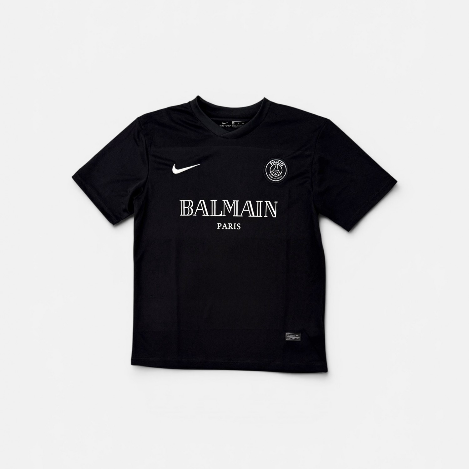 PARIS SAINT-GERMAIN BALMAIN NIKE FOOTBALL JERSEY M